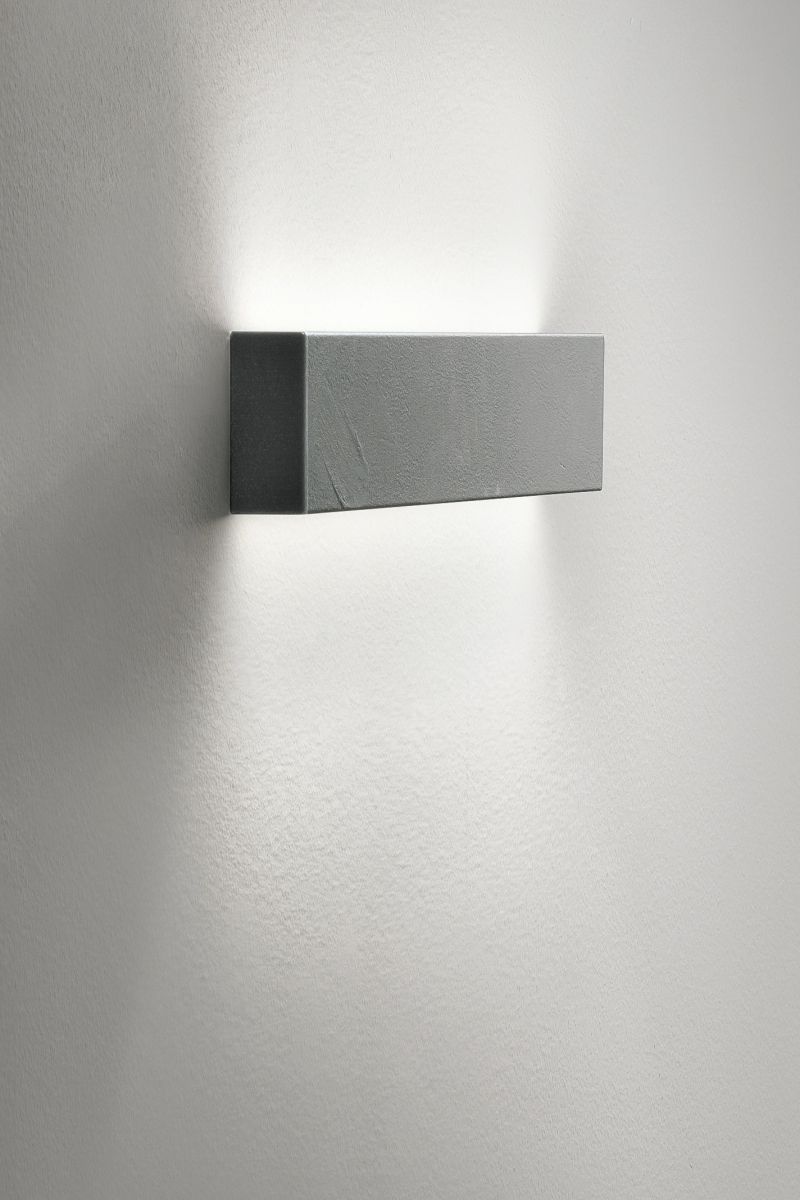 BOX W2 Bi Emission 319 Italian Wall Light Picture 2