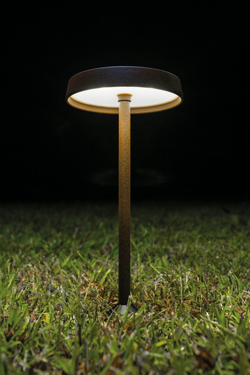 PISTILLO Lámpara de pie italiana para exteriores Foto 1